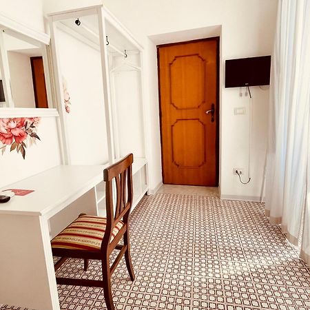 Il Molo Camere Per Vacanze Diamante Extérieur photo