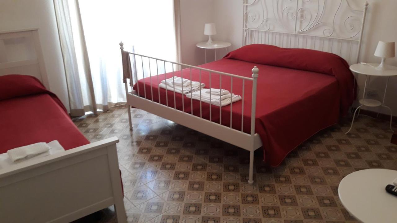 Il Molo Camere Per Vacanze Diamante Extérieur photo